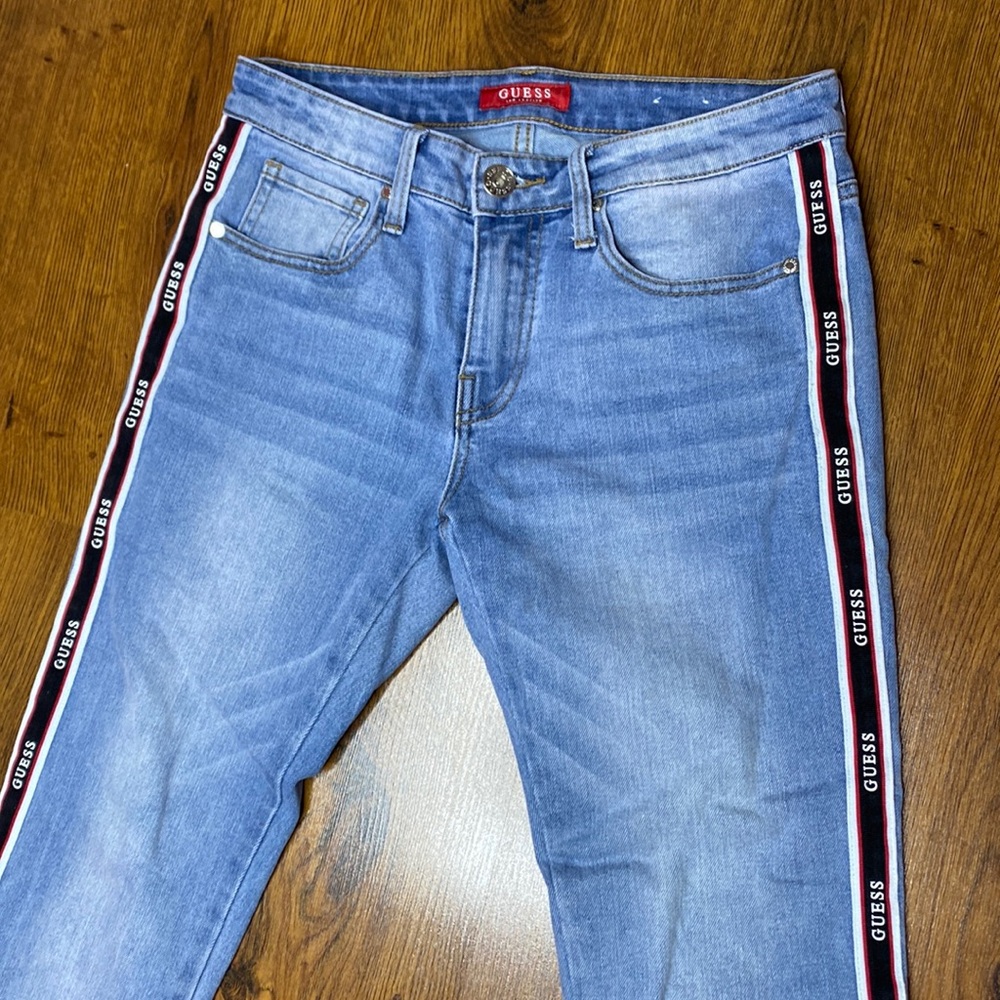 🌹 Guess 🌹 Vintage Bright Blue Jeans with Guess Logo Side Stripe